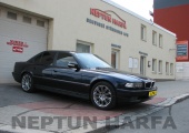 BMW 740i